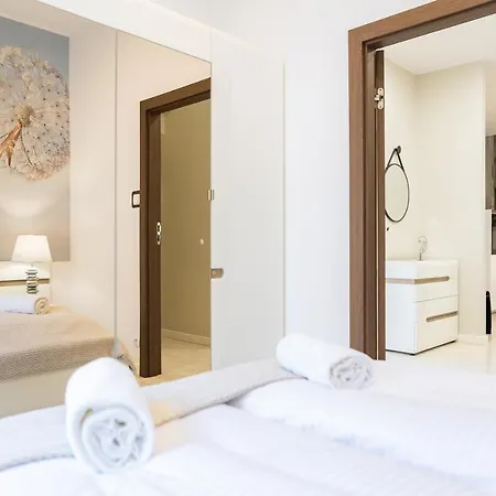 Z Historia, Klahra Myweek Apartmán *