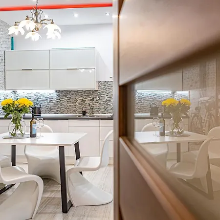 Apartmán Z Historia, Klahra Myweek