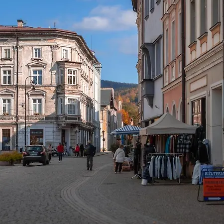 Z Historia, Klahra Myweek * Lądek-Zdrój